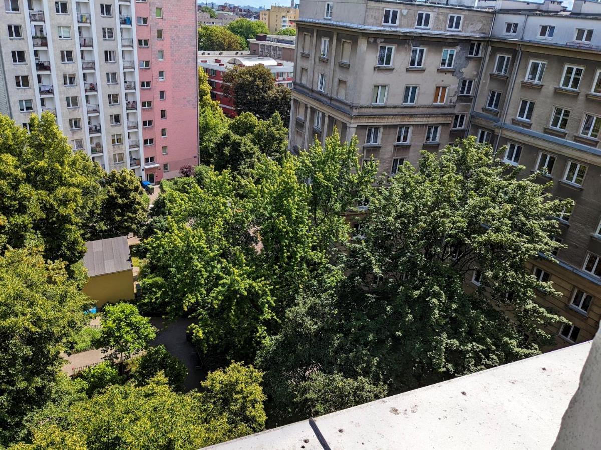 Апартаменти Comfortable And Quiet Flat In