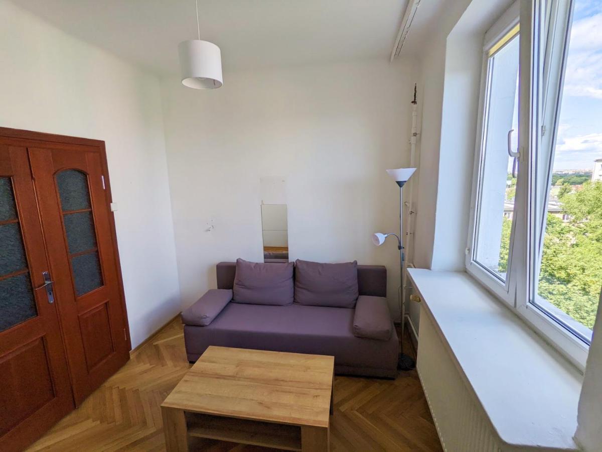 Comfortable And Quiet Flat In * Варшава